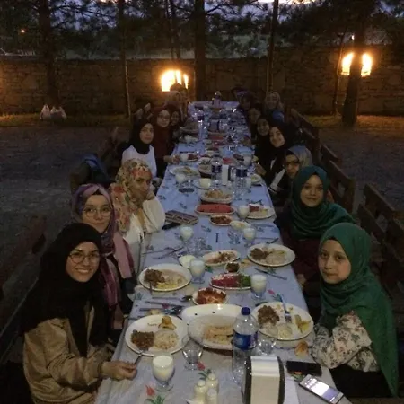 Yesilcam Konak Otel *